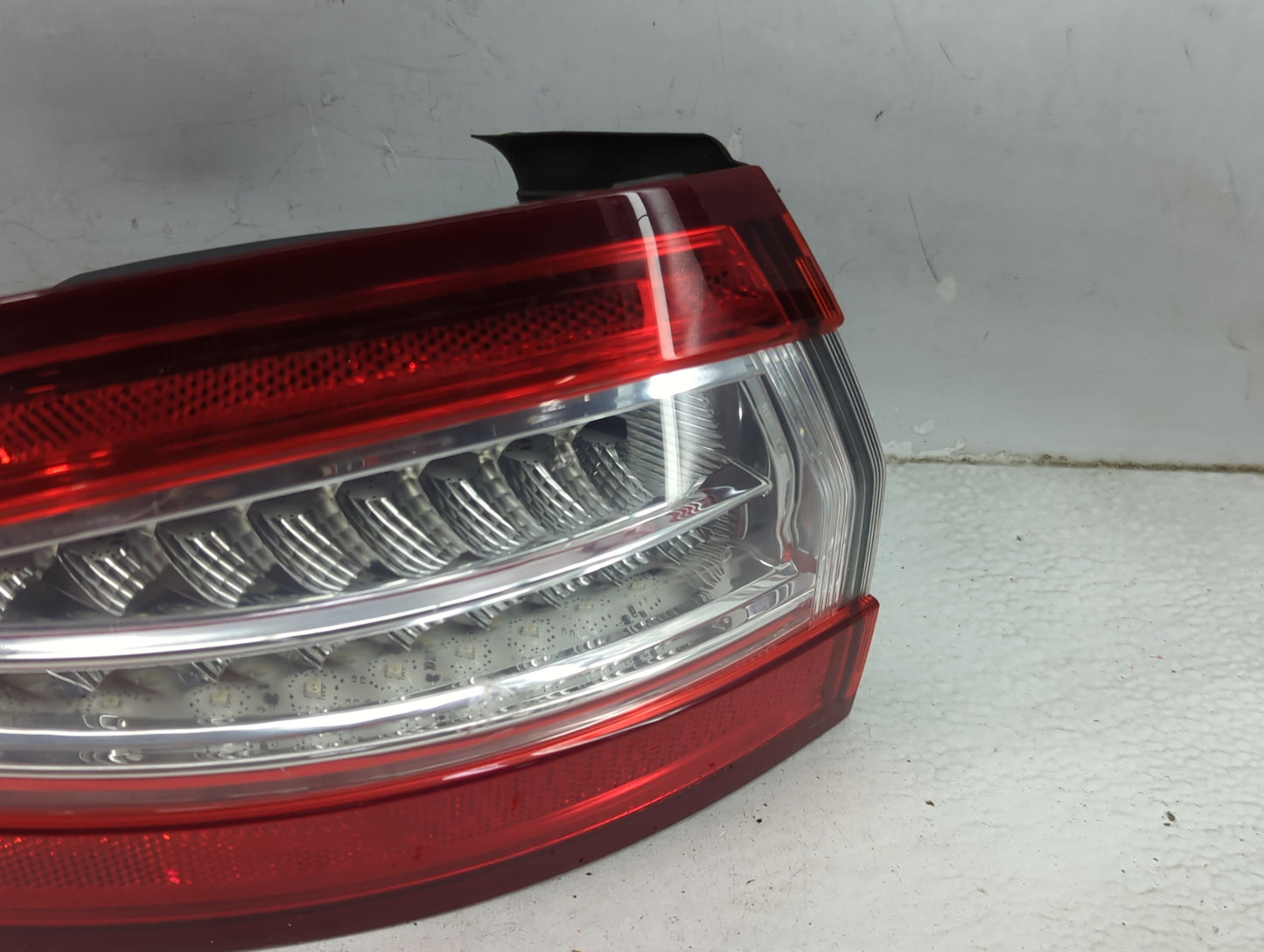 2013-2016 Ford Fusion Tail Light Assembly Driver Left OEM P/N:DS73-13405-AG Fits Fits 2013 2014 2015 2016 OEM Used Auto Part