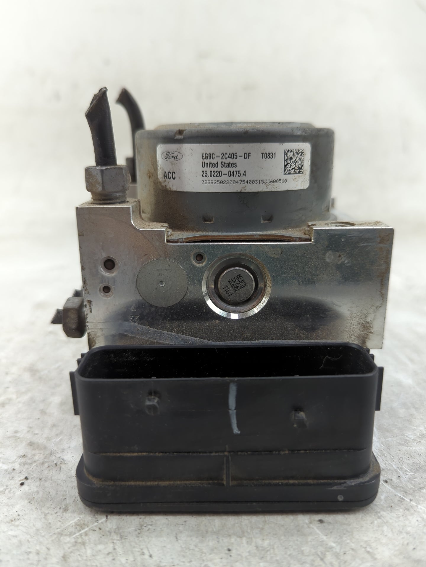 2014-2016 Ford Fusion ABS Pump Control Module Replacement P/N:EG9C-2C405-DF Fits Fits 2014 2015 2016 OEM Used Auto Parts - O