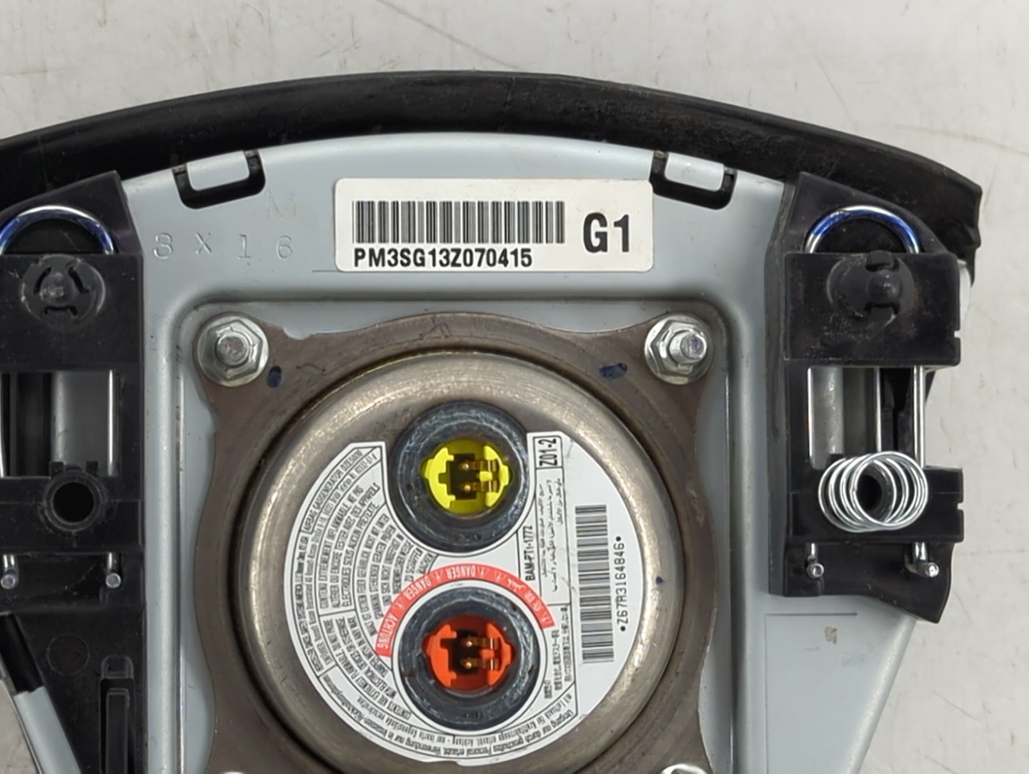 Ford Fusion Air Bag Driver Left Steering Wheel Mounted Black 1458652 - Oemusedautoparts1.com