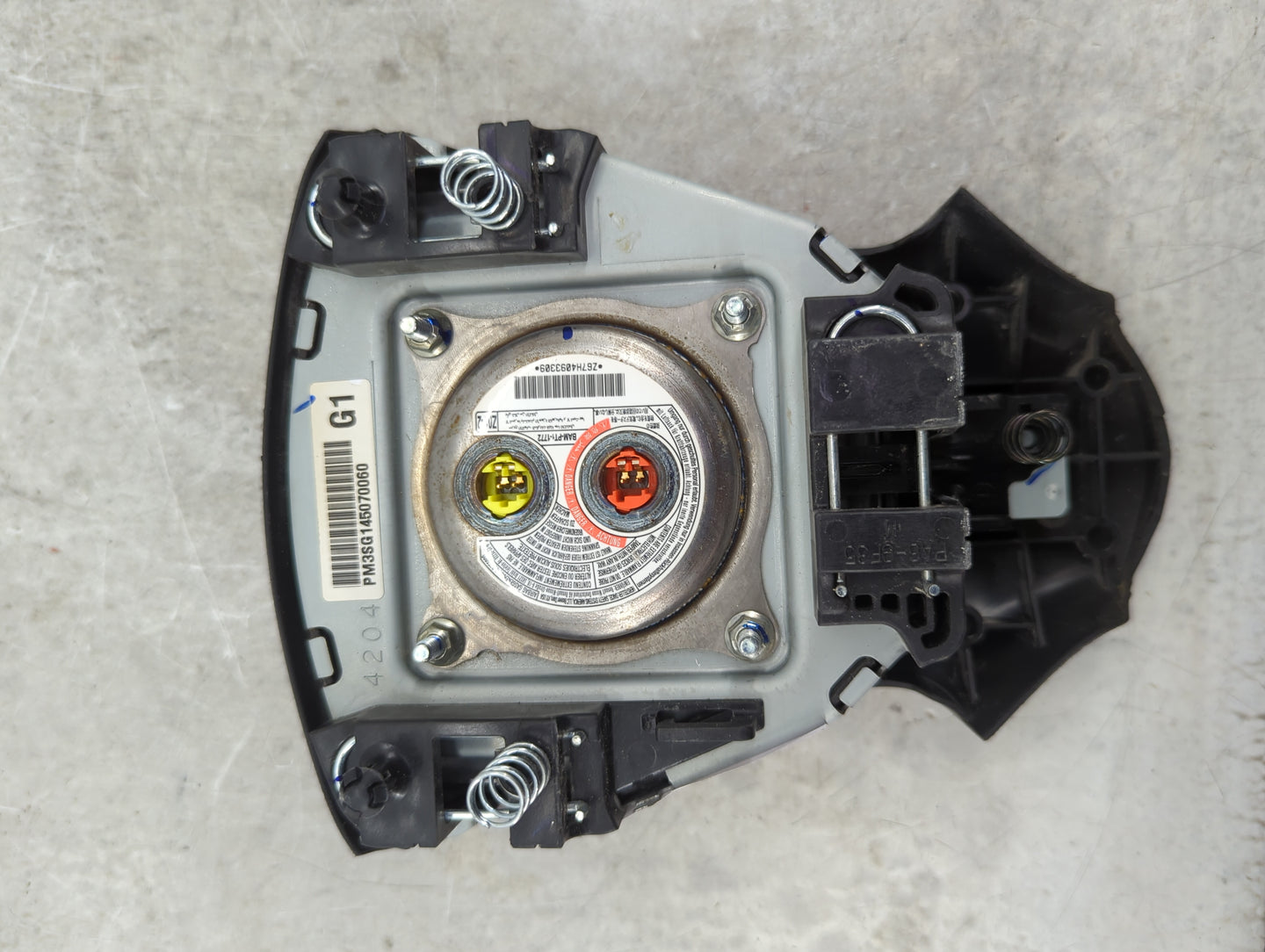 2015-2016 Ford Fusion Air Bag Driver Left Steering Wheel Mounted 1459141 - Oemusedautoparts1.com