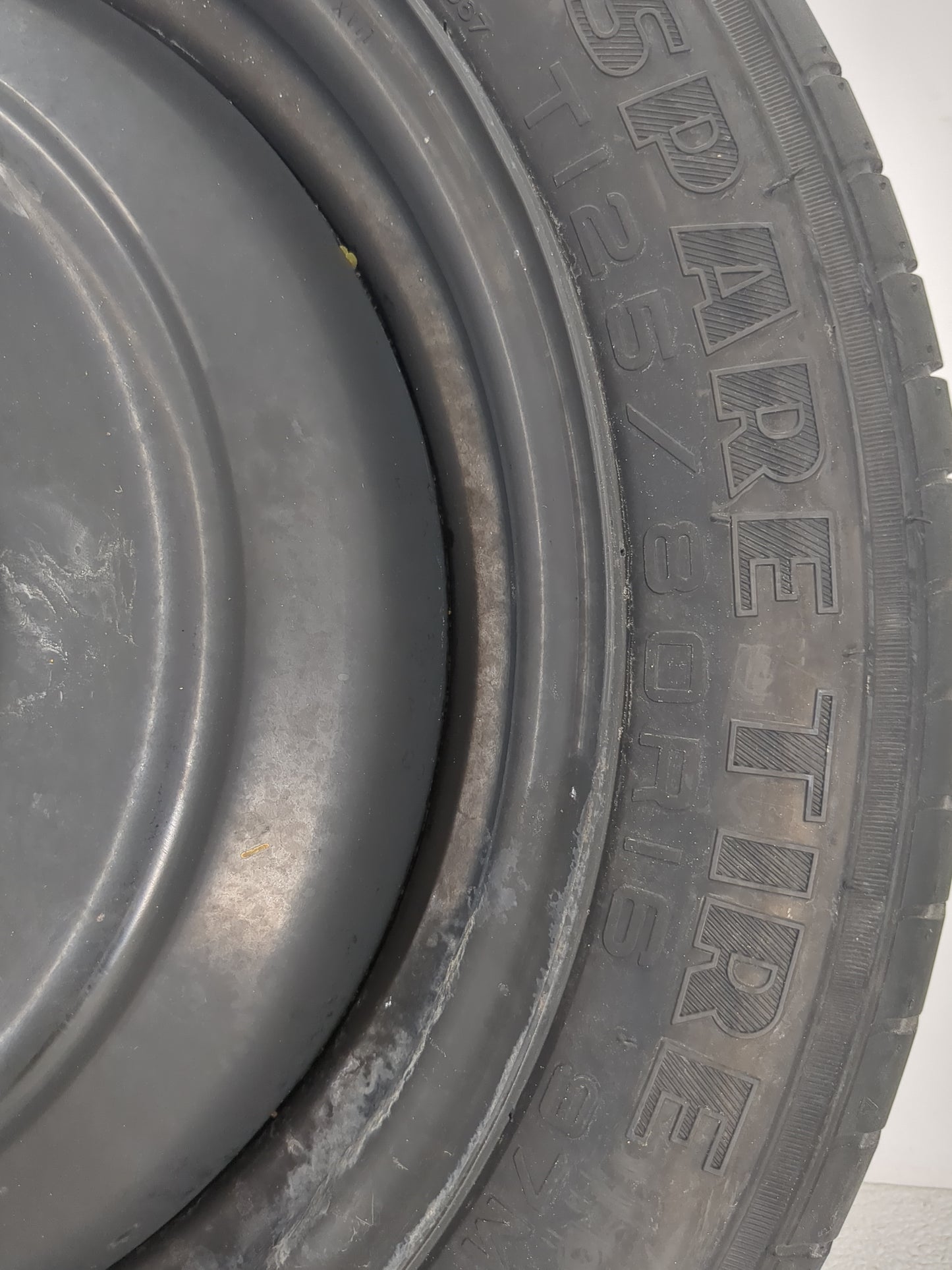 2013-2020 Ford Fusion Spare Donut Tire Wheel Rim Oem 1462443 - Oemusedautoparts1.com