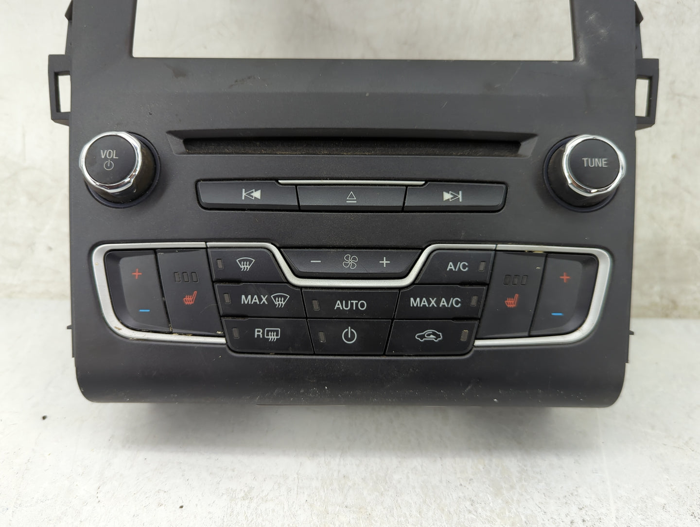 2016-2020 Ford Fusion Radio Control Panel 1464465 - Oemusedautoparts1.com