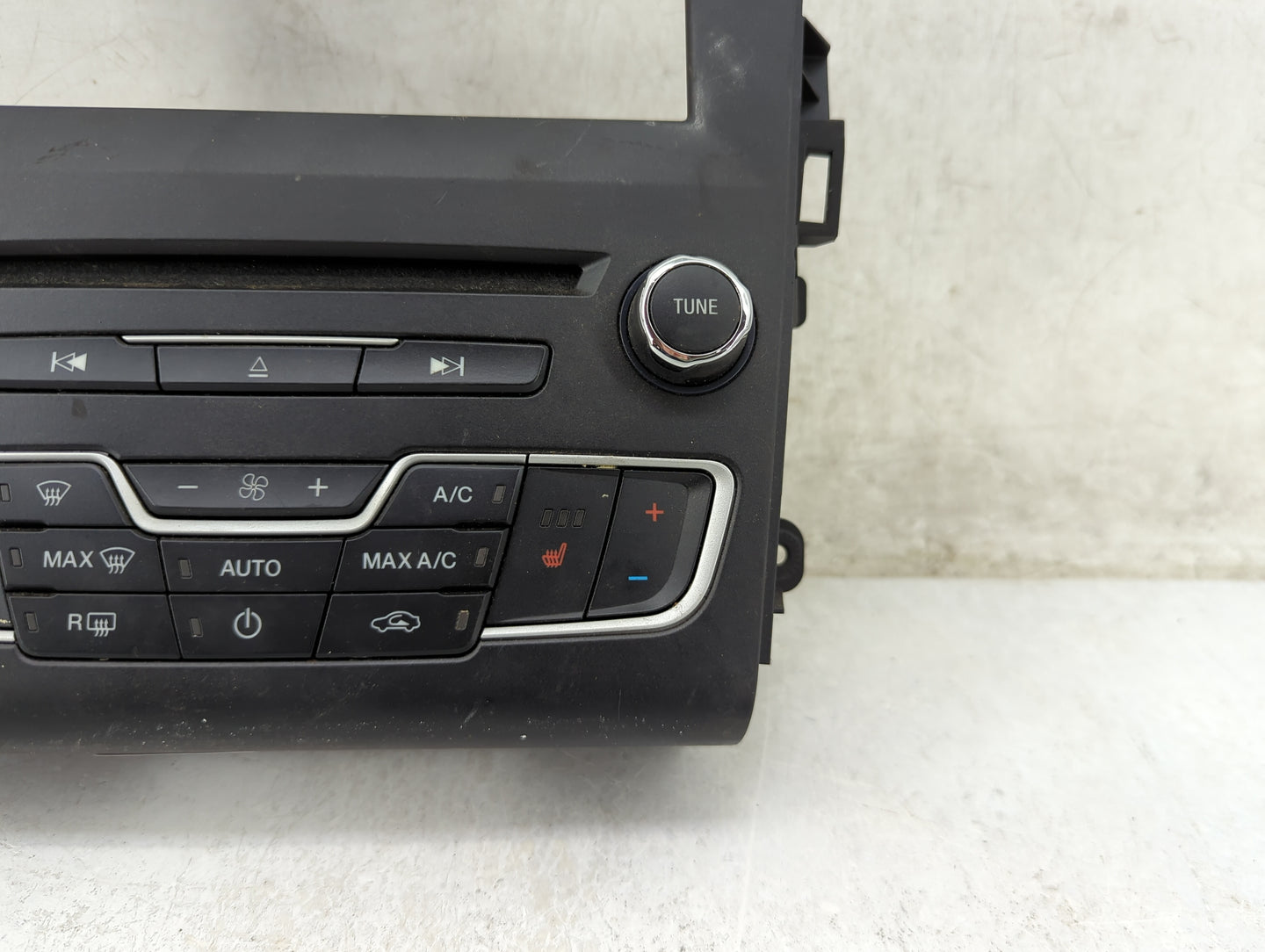 2016-2020 Ford Fusion Radio Control Panel 1464465 - Oemusedautoparts1.com