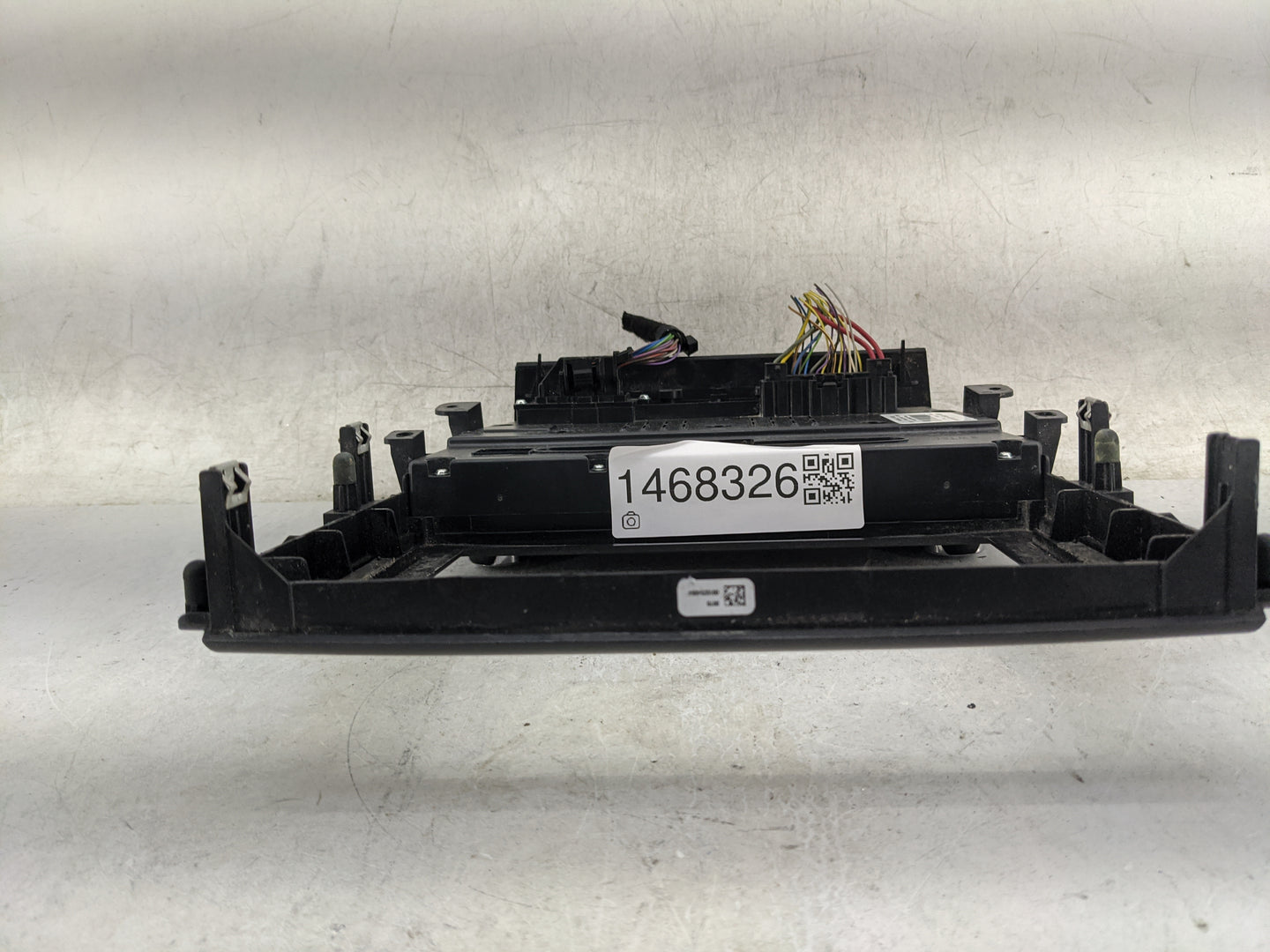 2016-2020 Ford Fusion Radio Control Panel 1468326 - Oemusedautoparts1.com