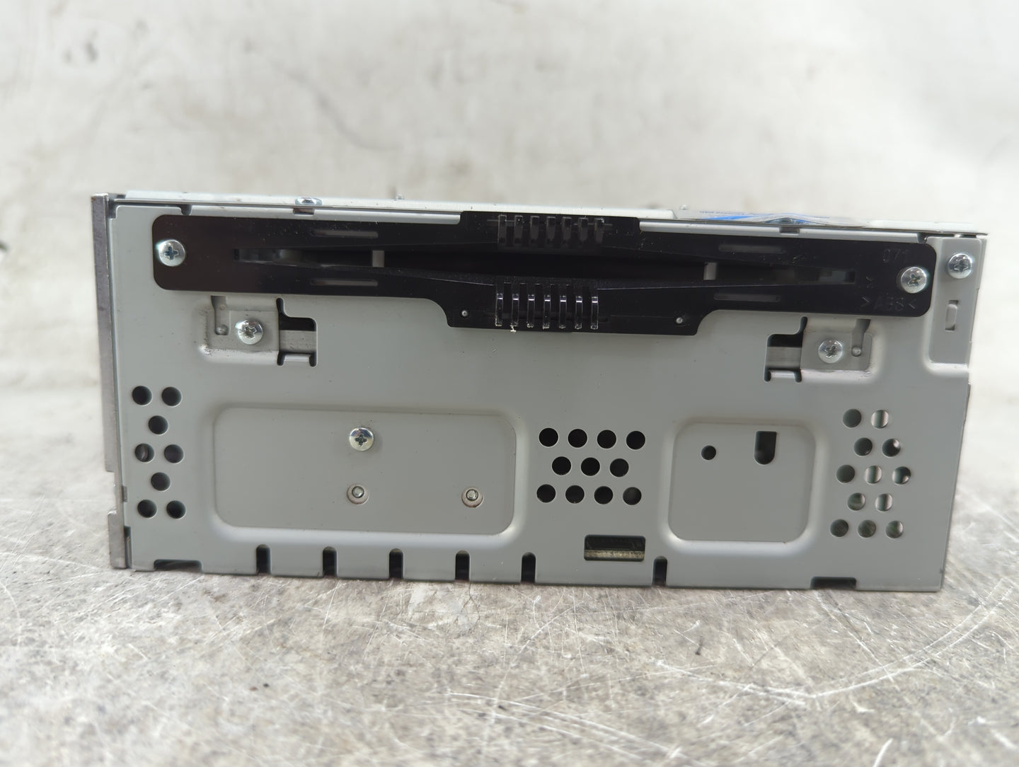 2016 Ford Fusion Radio AM FM Cd Player Receiver Replacement P/N:FS7T-19C107-YB CQ-C31SN0AMA Fits OEM Used Auto Parts - Oemus