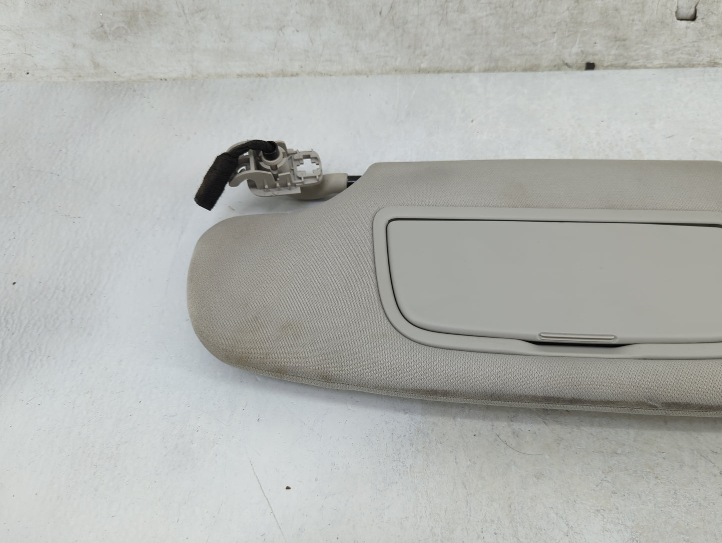 2015-2016 Ford Fusion Sun Visor Shade Replacement Driver Left Mirror Fits Fits 2015 2016 OEM Used Auto Parts - Oemusedautopa