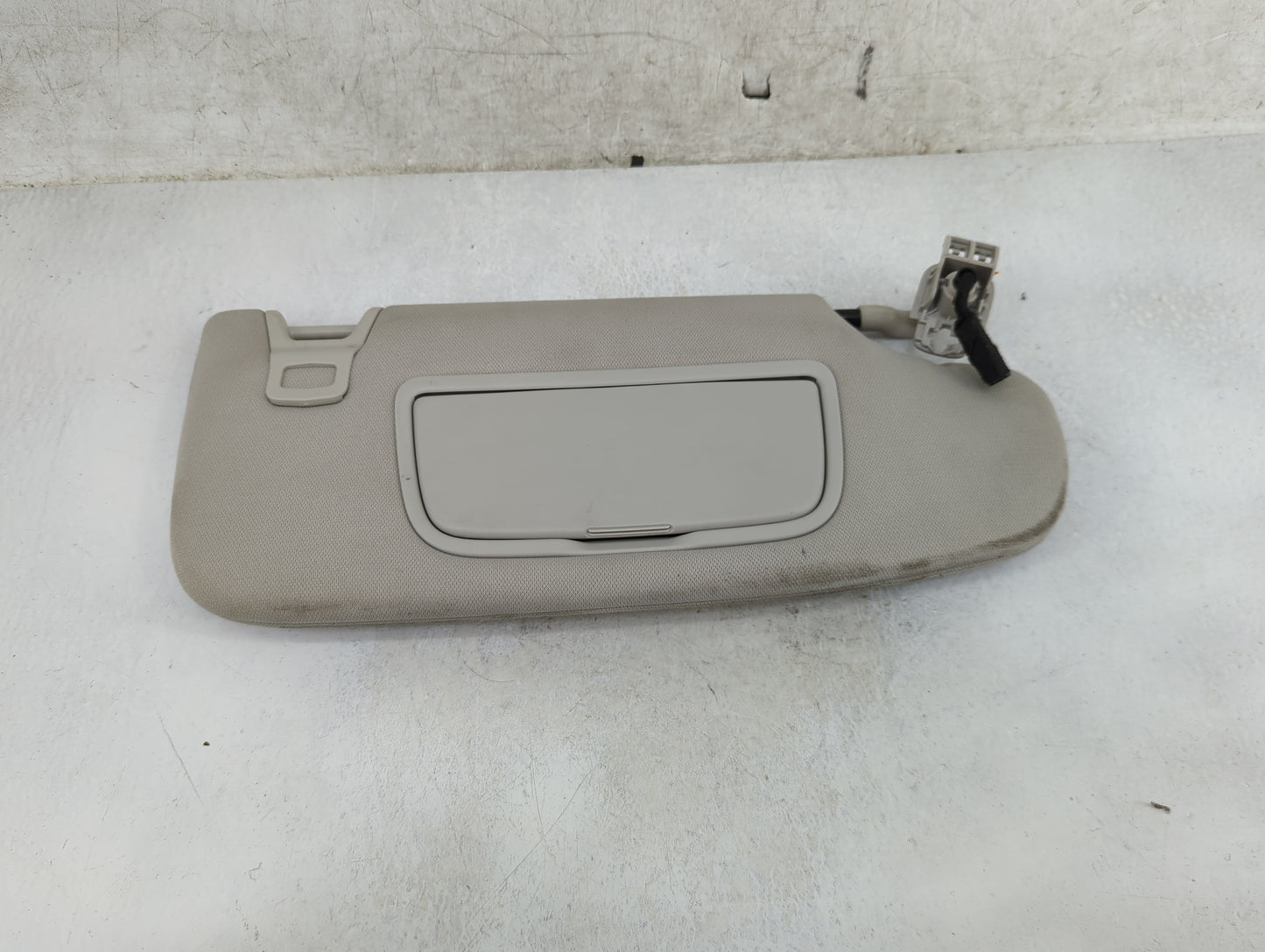 2015-2016 Ford Fusion Sun Visor Shade Replacement Passenger Right Mirror Fits Fits 2015 2016 OEM Used Auto Parts - Oemusedau