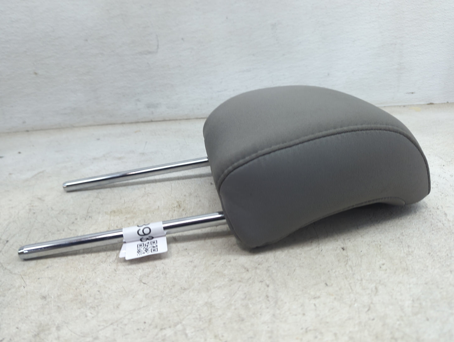 2016 Ford Fusion Headrest Head Rest Front Driver Seat Gray 1472393 - Oemusedautoparts1.com