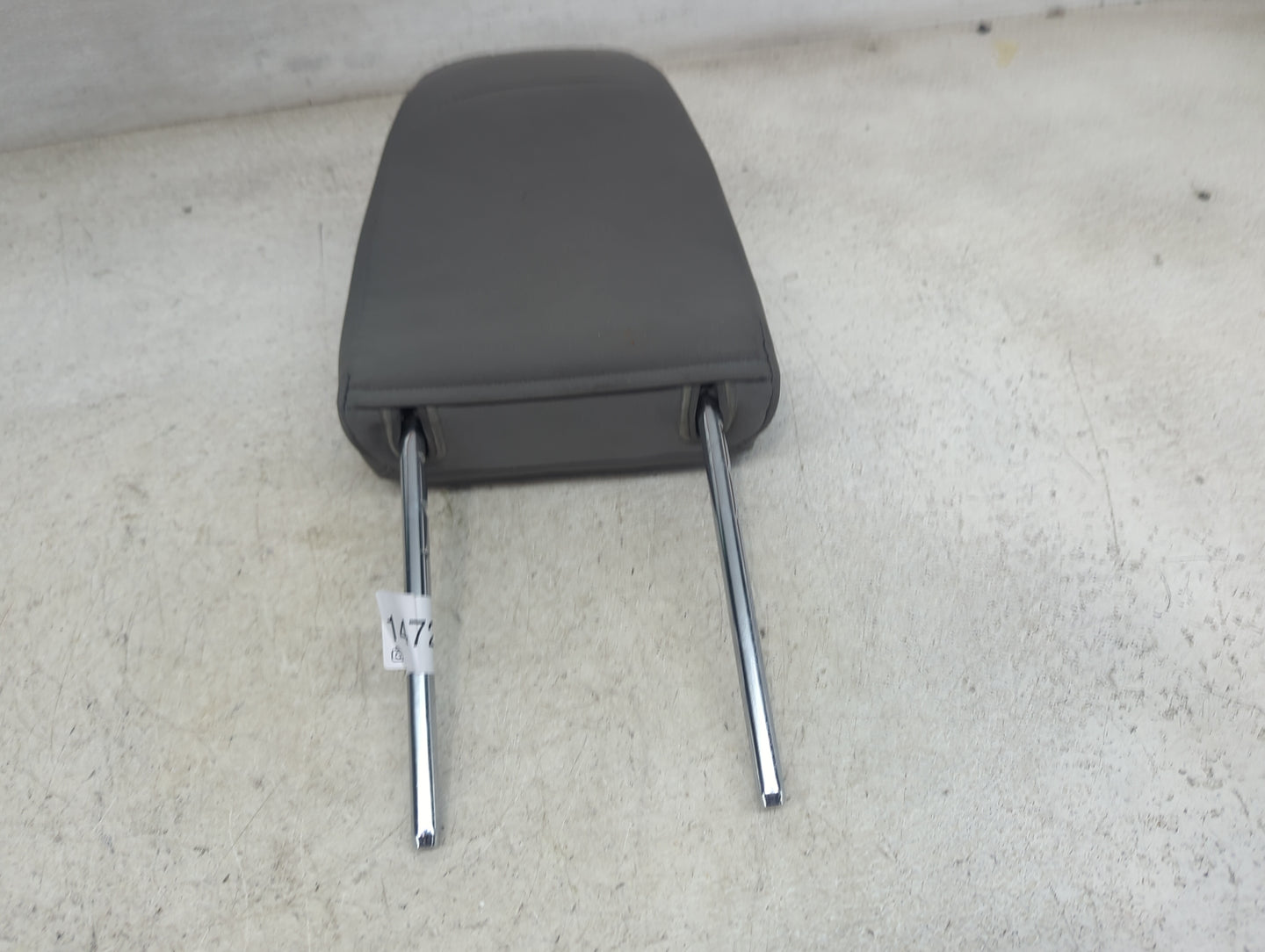 2016 Ford Fusion Headrest Head Rest Front Driver Seat Gray - Oemusedautoparts1.com