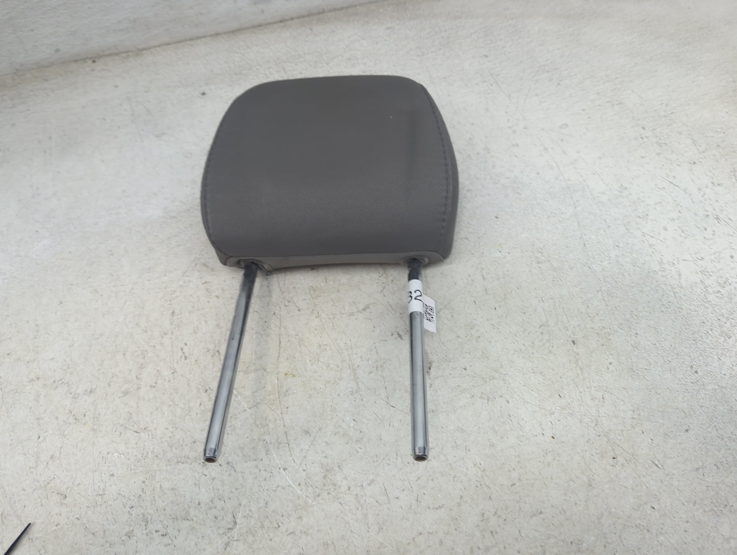 2016 Ford Fusion Headrest Head Rest Front Driver Passenger Seat Fits OEM Used Auto Parts - Oemusedautoparts1.com