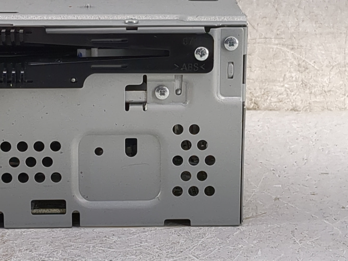 2016 Ford Fusion Radio AM FM Cd Player Receiver Replacement P/N:FS7T-19C107-YB Fits OEM Used Auto Parts - Oemusedautoparts1.
