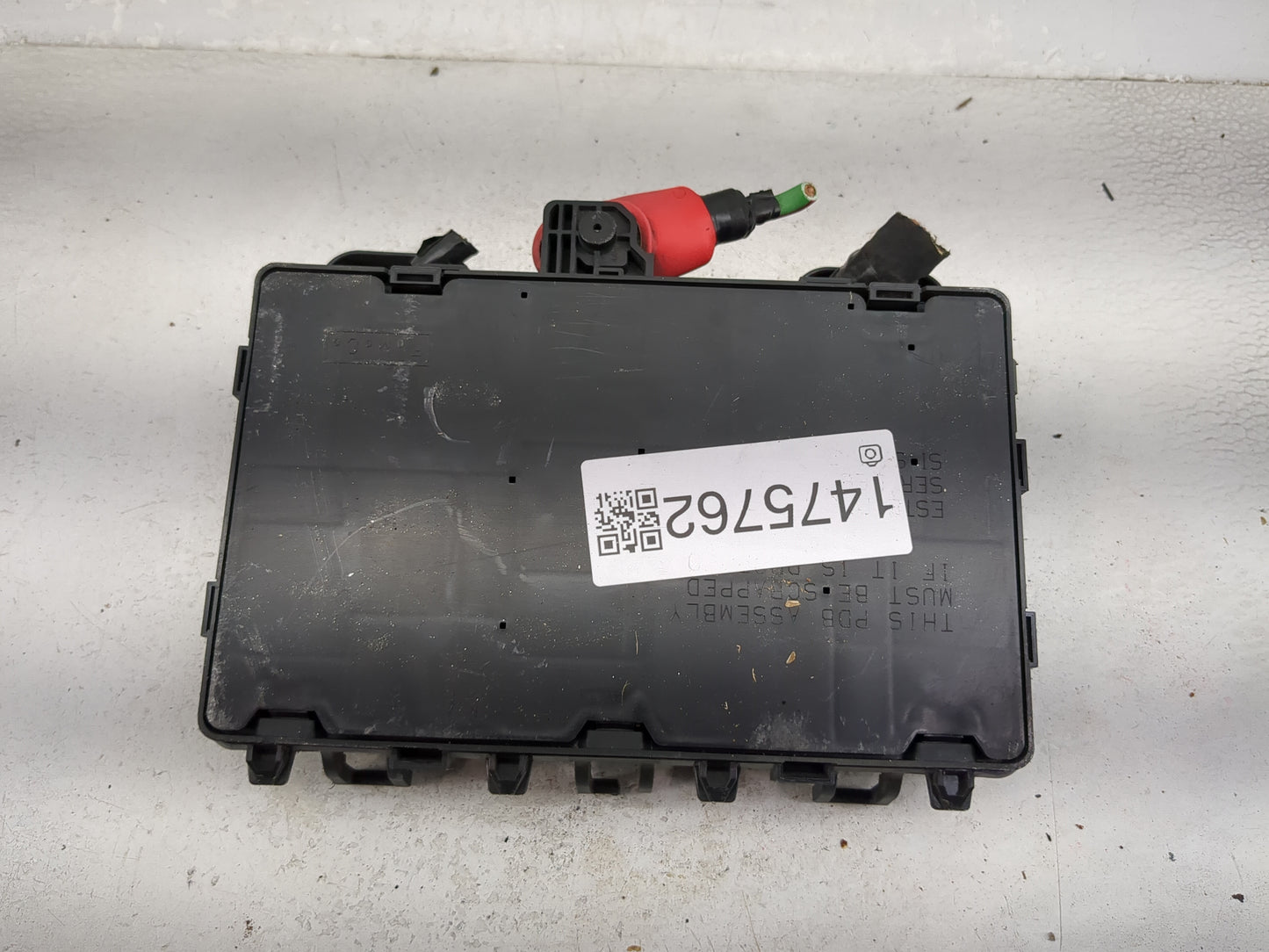 2015-2016 Ford Fusion Fusebox Fuse Box Panel Relay Module P/N:G2GT14A075AA 8T2T-14B192-AB, 8T2T-14B192-BA Fits Fits 2015 201