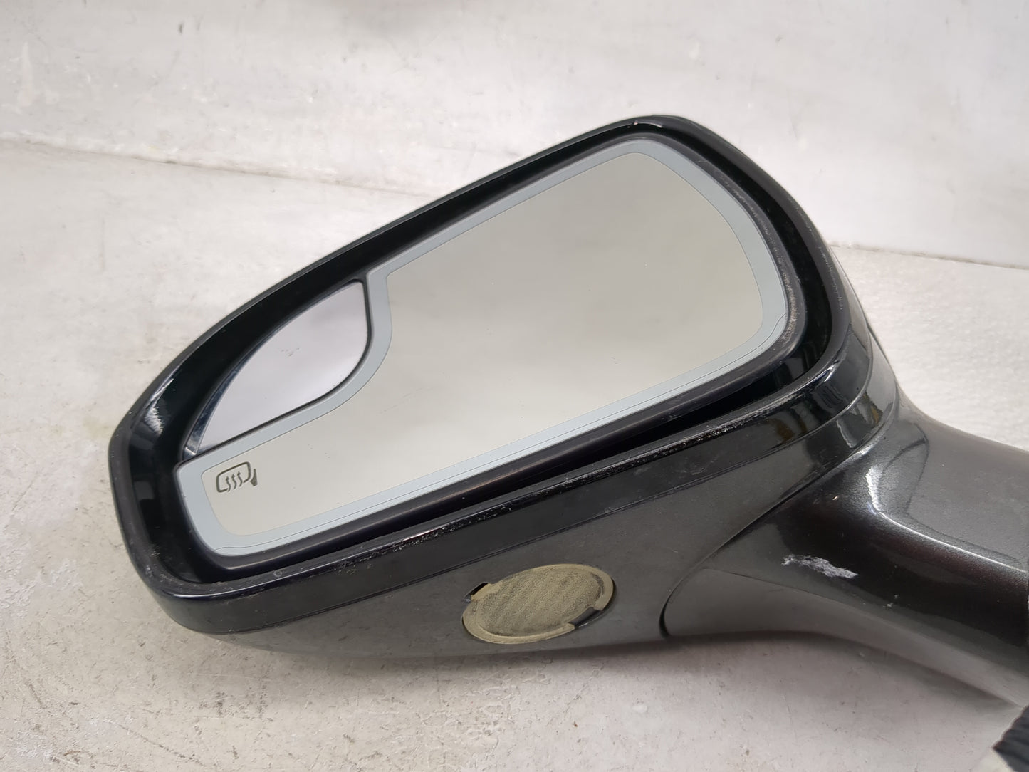 2015-2017 Ford Fusion Driver Side View Mirror - Left Door Mirror OEM Used - Oemusedautoparts1.com