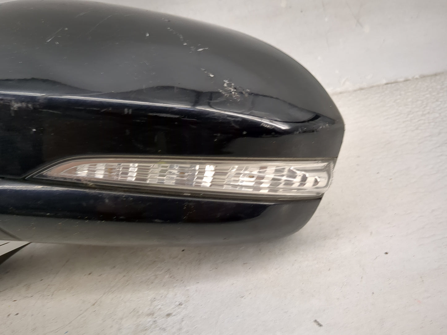 2015-2017 Ford Fusion Driver Side View Mirror - Left Door Mirror OEM Used - Oemusedautoparts1.com