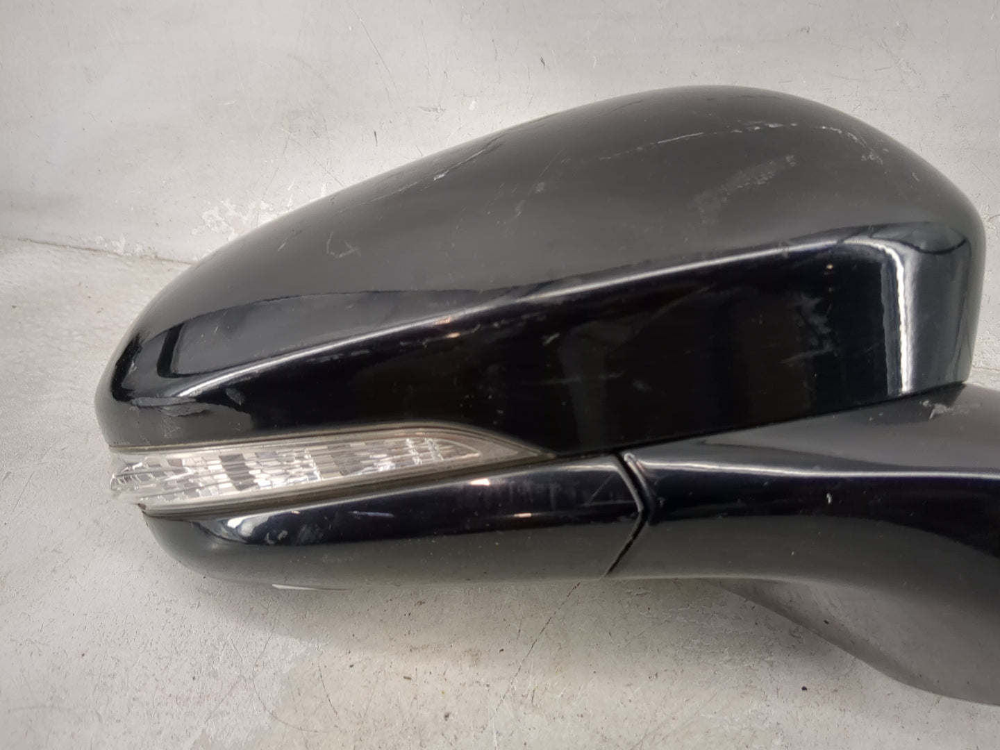 2015-2017 Ford Fusion Passenger Side View Mirror - Right Door Mirror OEM Used - Oemusedautoparts1.com