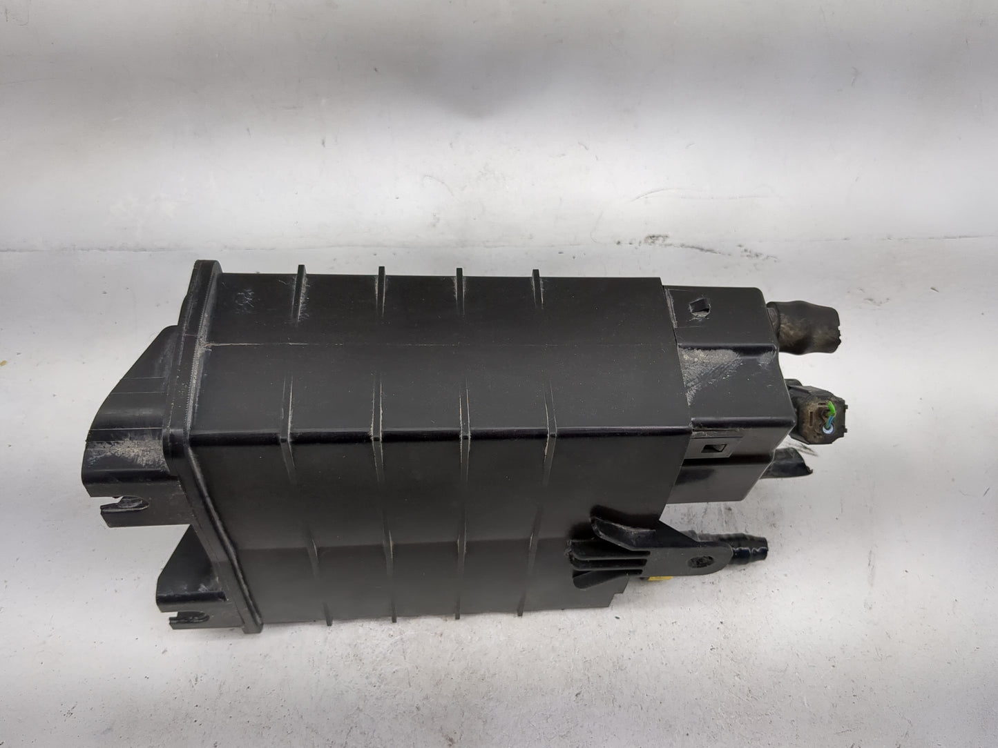 2016 Ford Fusion Fuel Vapor Charcoal Canister 1479387 - Oemusedautoparts1.com