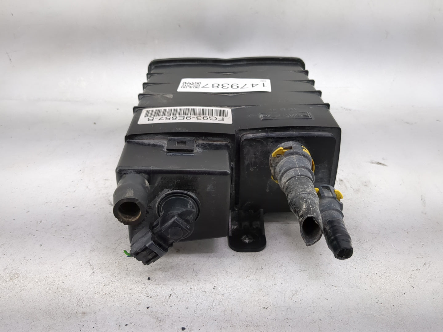 2016 Ford Fusion Fuel Vapor Charcoal Canister 1479387 - Oemusedautoparts1.com