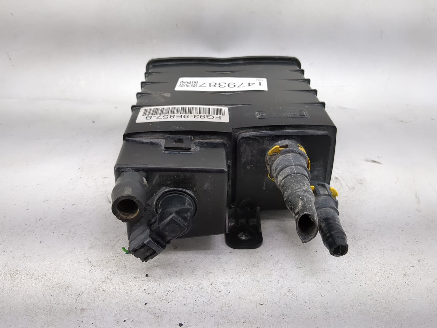2016 Ford Fusion Fuel Vapor Charcoal Canister 1479387 - Oemusedautoparts1.com