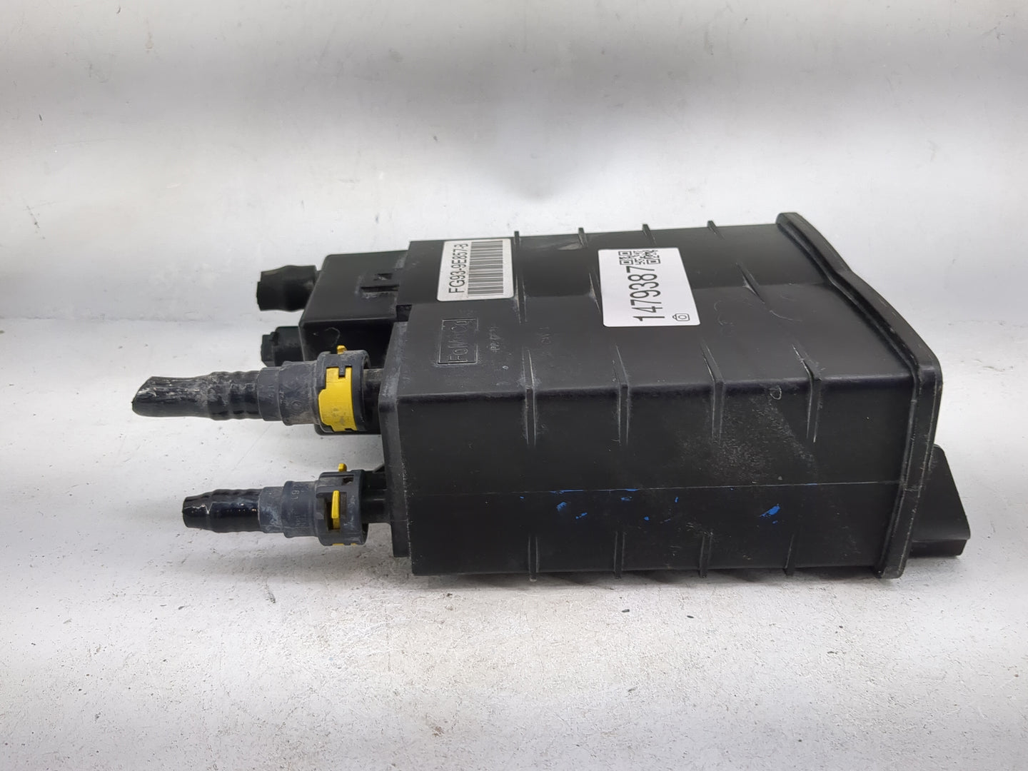 2016 Ford Fusion Fuel Vapor Charcoal Canister 1479387 - Oemusedautoparts1.com