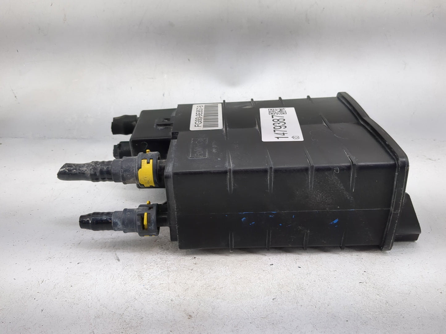 2016 Ford Fusion Fuel Vapor Charcoal Canister 1479387 - Oemusedautoparts1.com