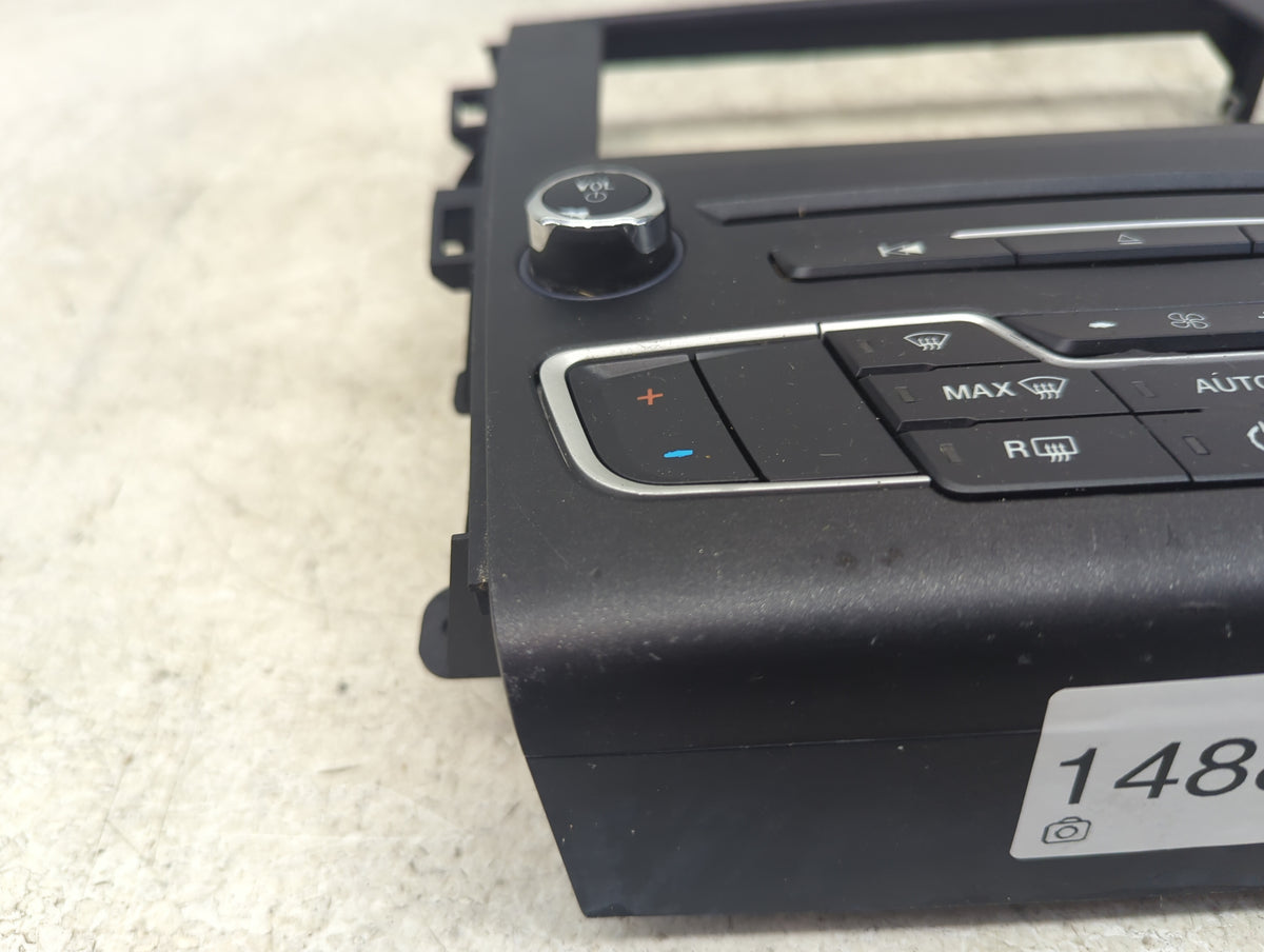 2016 Ford Fusion Climate Control Module Temperature AC/Heater Replacement P/N:G87T-18E245-ADB Fits OEM Used Auto Parts - Oem