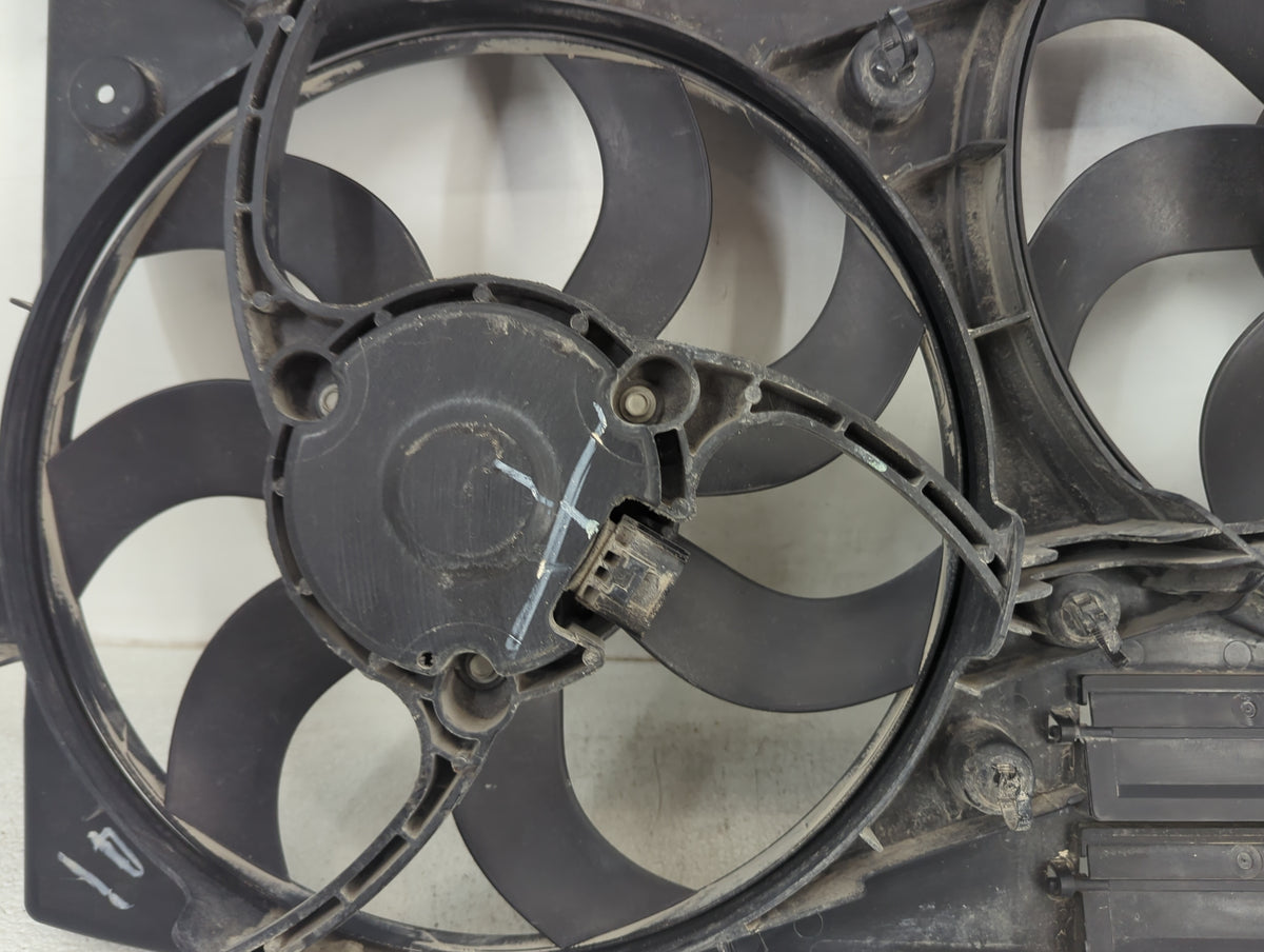 2013-2020 Ford Fusion Electric Radiator Cooling Fan Motor Assembly P/N:10890420 10890620 Fits OEM Used Auto Parts - Oemuseda