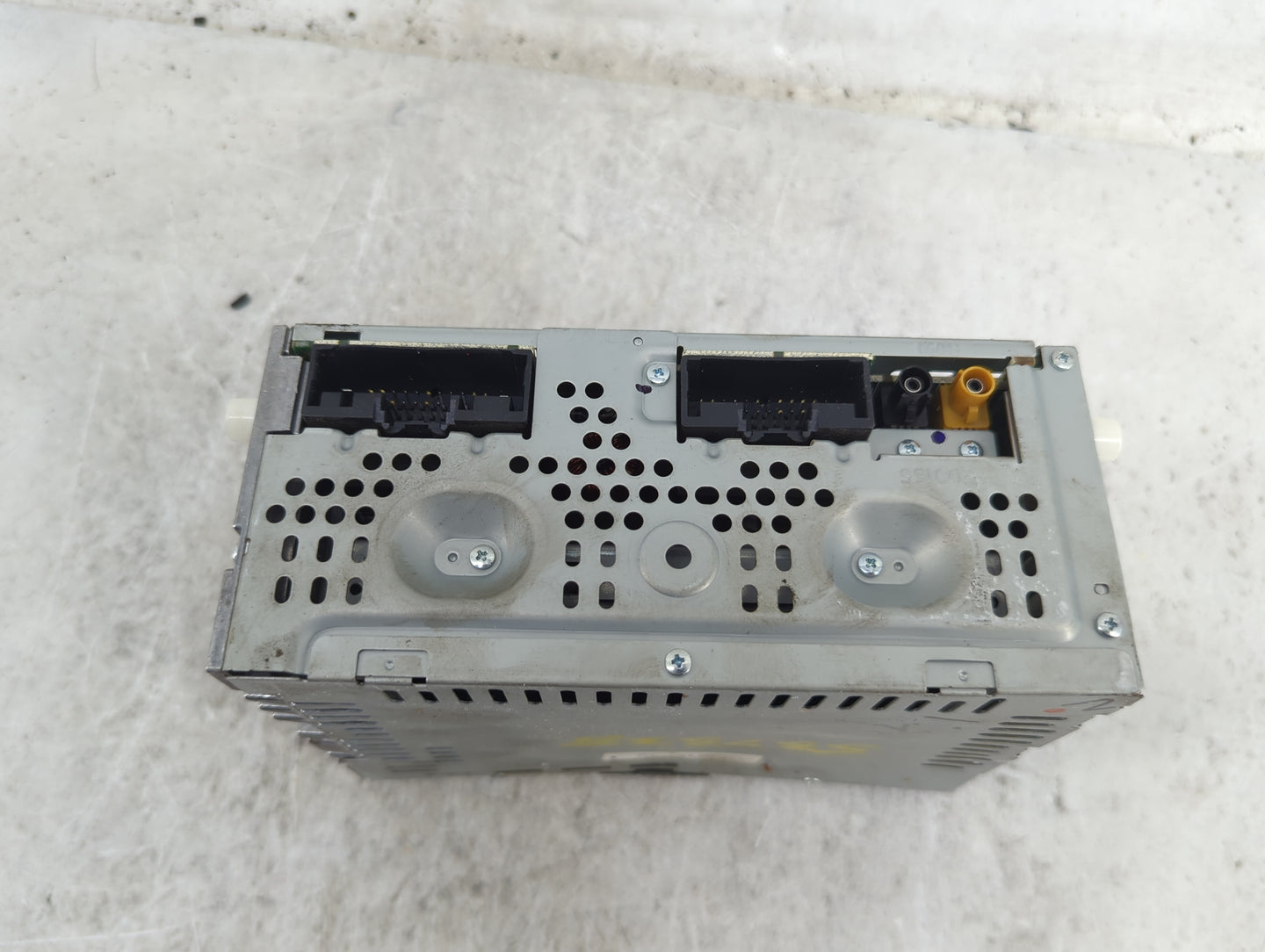 2015-2016 Ford Fusion Radio AM FM Cd Player Receiver Replacement P/N:CQ-FJ22E0UME FS7T-19C107-YA Fits Fits 2015 2016 OEM Use