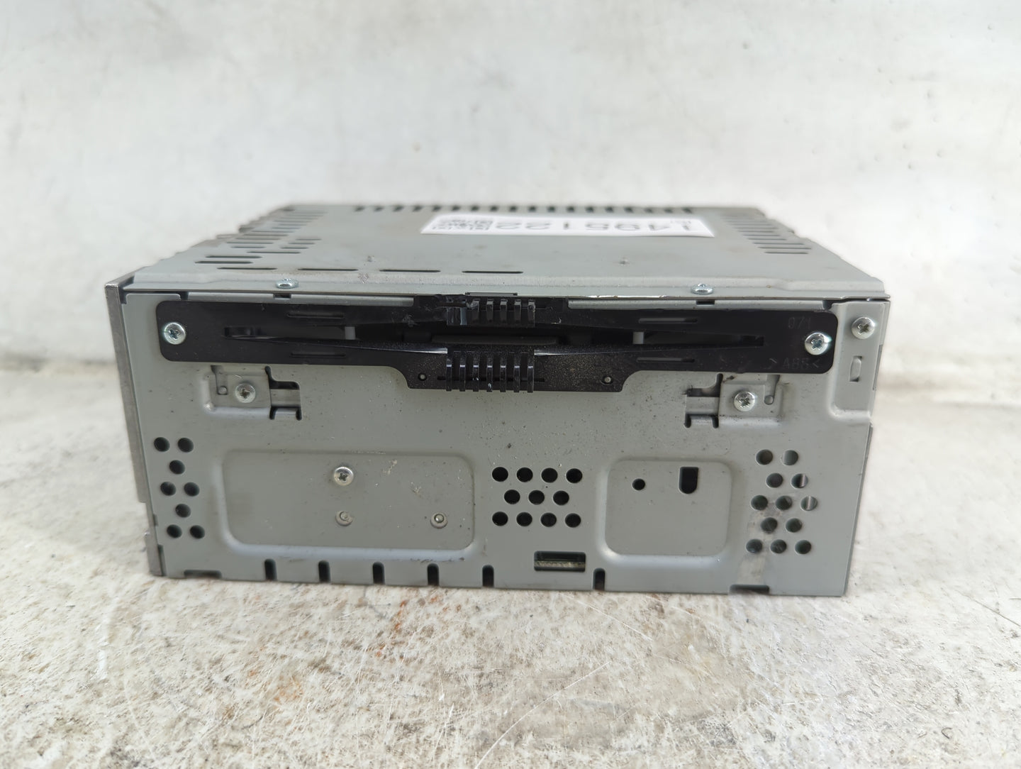 2015-2016 Ford Fusion Radio AM FM Cd Player Receiver Replacement P/N:DQ-CJ15ND4WA 0690693065877 Fits Fits 2015 2016 OEM Used
