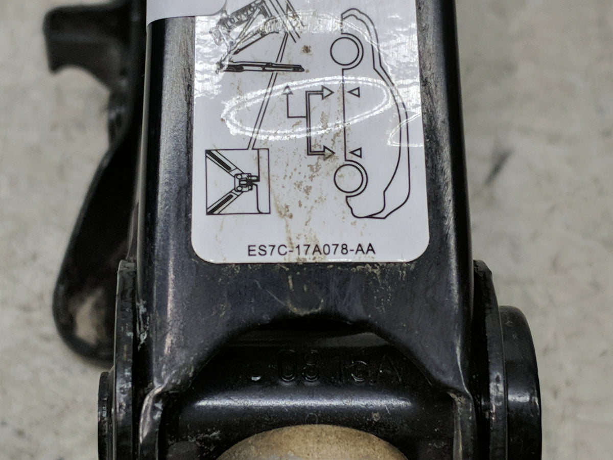 2016 Ford Fusion Spare Scissor Car Jack 1500074 - Oemusedautoparts1.com
