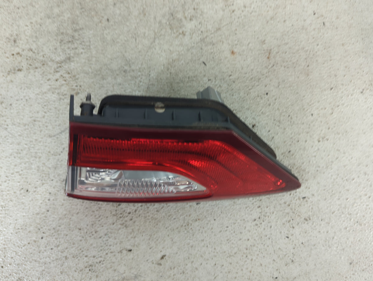 2013-2016 Ford Fusion Passenger Right Side Deck Lid Mounted Tail Light 1502173 - Oemusedautoparts1.com