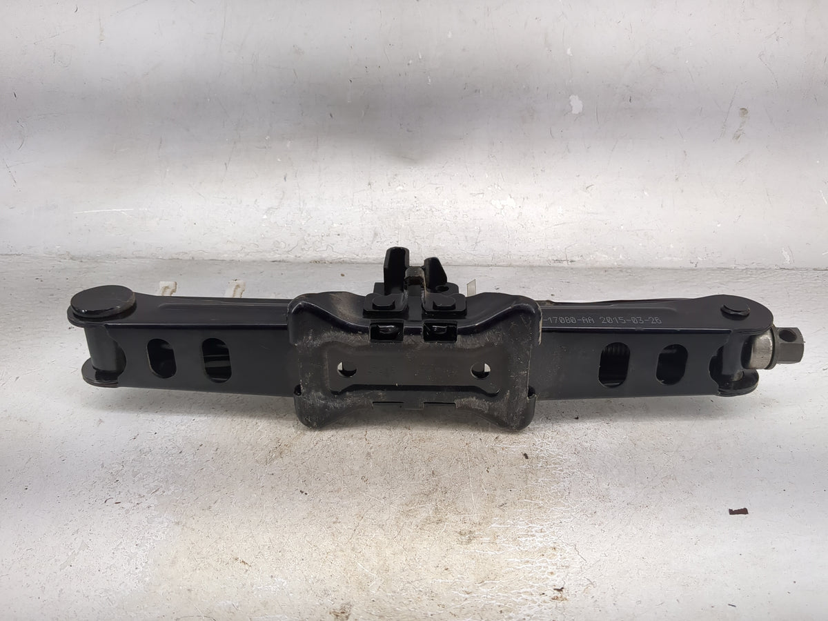 2016 Ford Fusion Spare Scissor Car Jack 1512519 - Oemusedautoparts1.com
