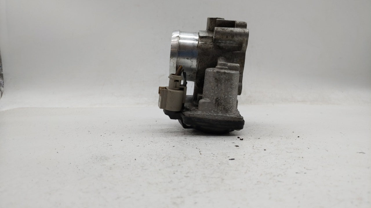 2014-2019 Ford Fusion Throttle Body P/N:DS7G-9E991-BB DS7G-9F991-CA Fits Fits 2014 2015 2016 2017 2018 2019 OEM Used Auto Pa