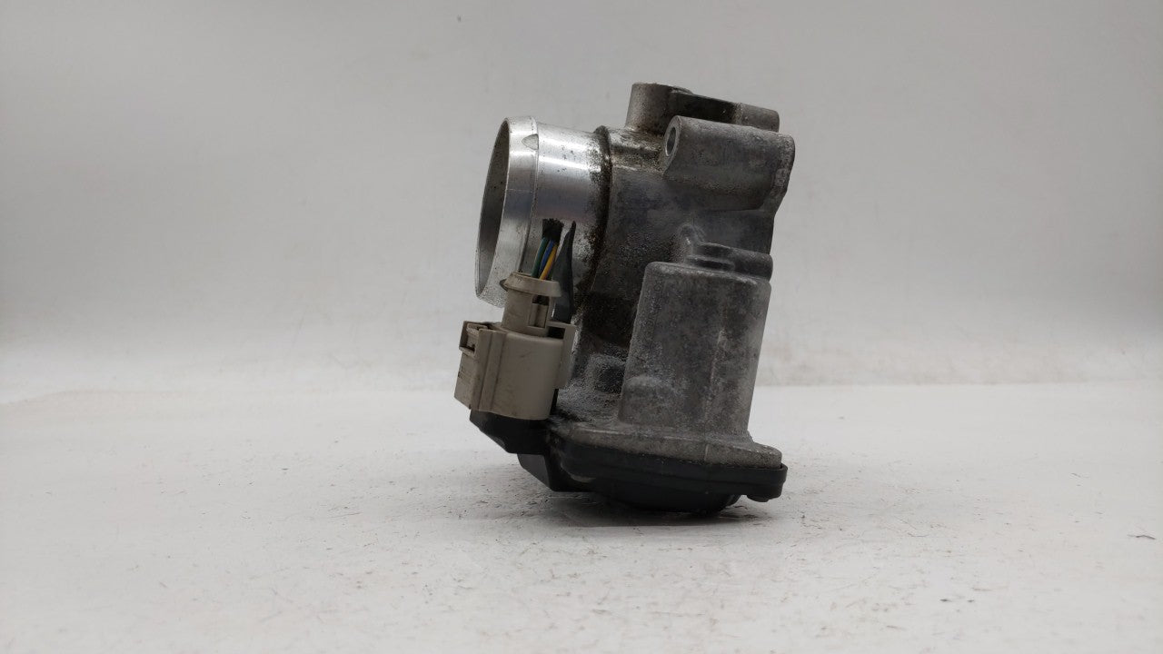 2014-2019 Ford Fusion Throttle Body P/N:DS7G-9E991-BB DS7G-9F991-CA Fits Fits 2014 2015 2016 2017 2018 2019 OEM Used Auto Pa