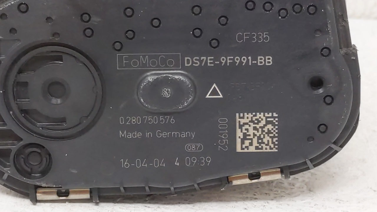 2014-2019 Ford Fusion Throttle Body P/N:DS7E-9F991-BB Fits Fits 2014 2015 2016 2017 2018 2019 OEM Used Auto Parts - Oemuseda