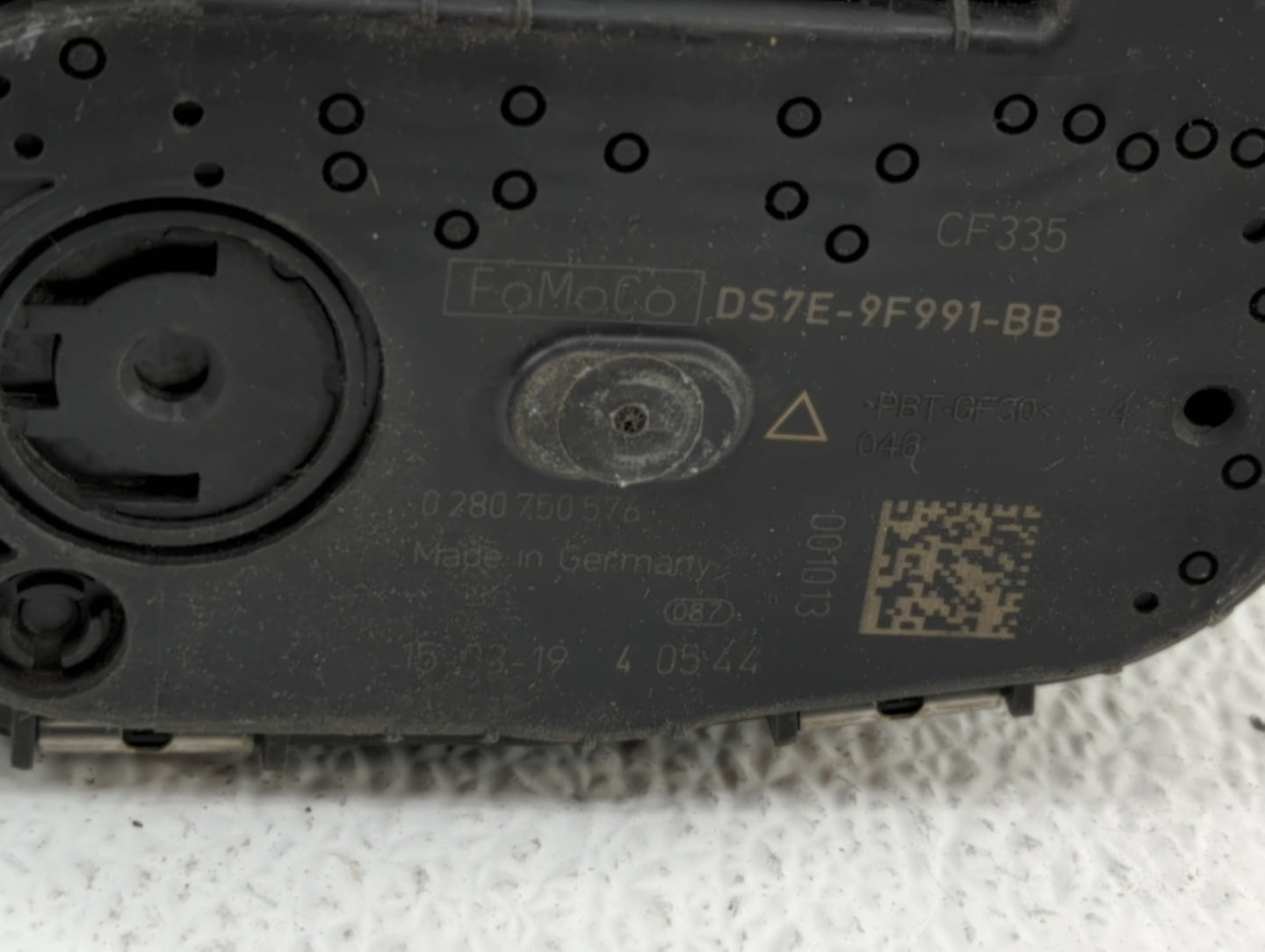 2014-2019 Ford Fusion Throttle Body P/N:DS7E-9F991-BB Fits Fits 2014 2015 2016 2017 2018 2019 OEM Used Auto Parts - Oemuseda