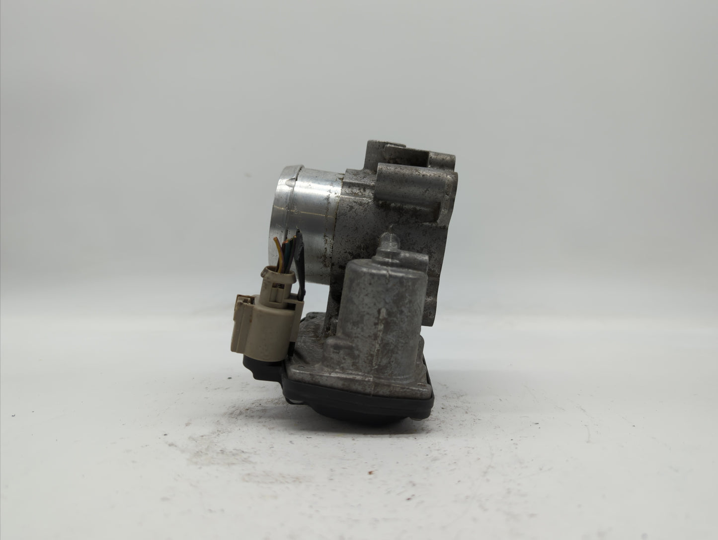 2014-2019 Ford Fusion Throttle Body P/N:DS7G-9F991-BB DS7G-9E991-BB, DS7G-9F991-CA Fits Fits 2014 2015 2016 2017 2018 2019 O