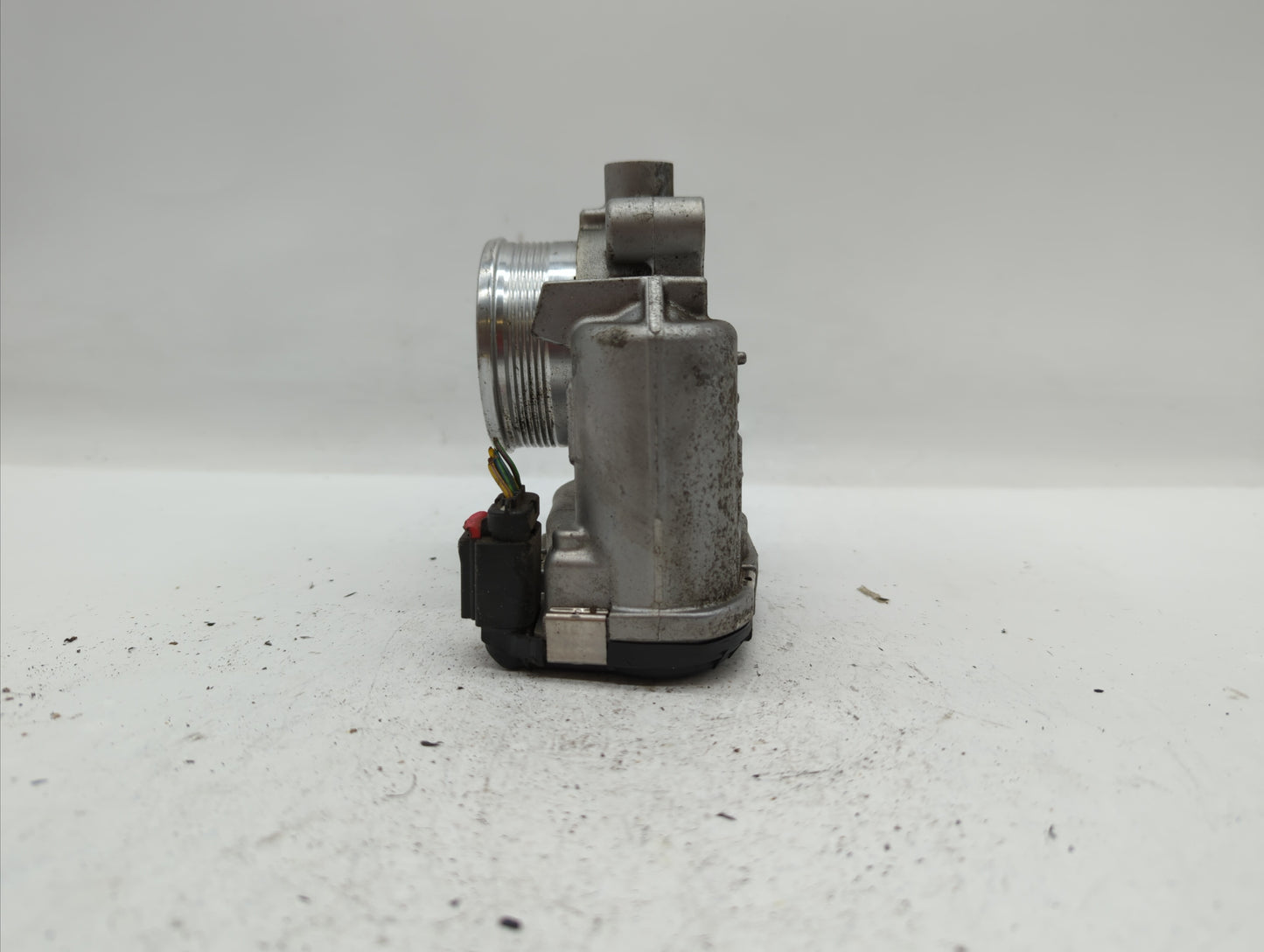 2014-2019 Ford Fusion Throttle Body P/N:DS7E-9F991-BB Fits Fits 2014 2015 2016 2017 2018 2019 OEM Used Auto Parts - Oemuseda