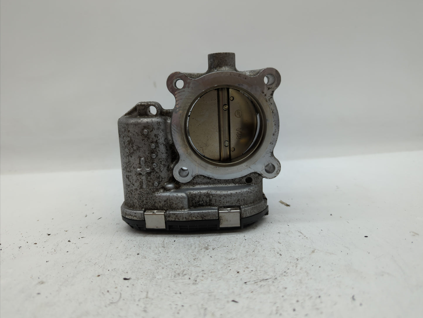 2014-2019 Ford Fusion Throttle Body P/N:DS7E-9F991-BB Fits Fits 2014 2015 2016 2017 2018 2019 OEM Used Auto Parts - Oemuseda