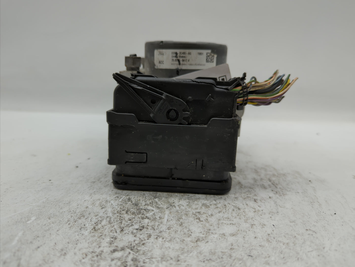 2014-2016 Ford Fusion ABS Pump Control Module Replacement P/N:EG9C-2C405-AG EG9C-2C405-AF, EG9C-2C405-AE Fits Fits 2014 2015