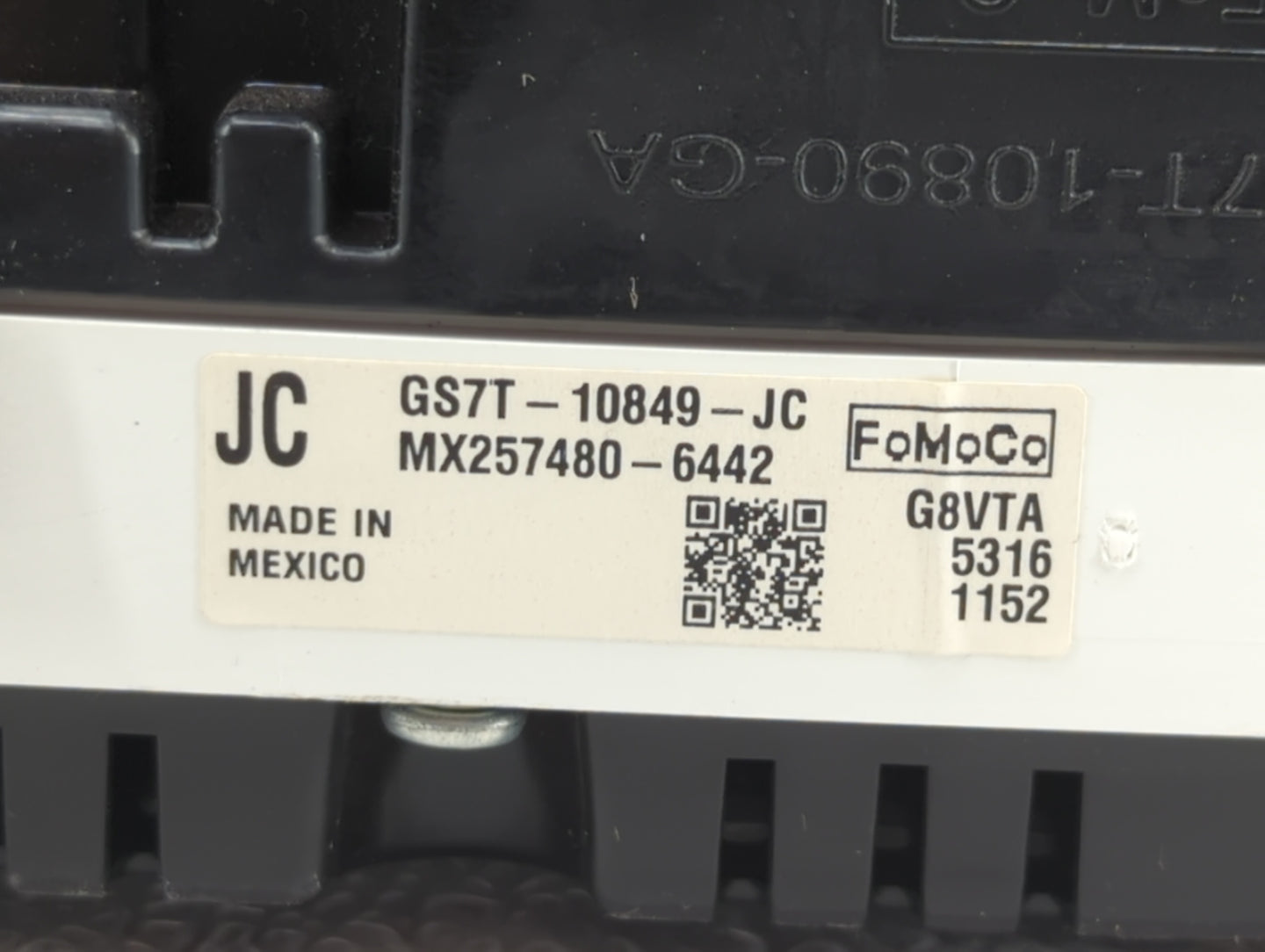 2016 Ford Fusion Instrument Cluster Speedometer Gauges P/N:GS7T-10849-JA GS7T-10849-JC, GS7T-10849-JB Fits OEM Used Auto Par