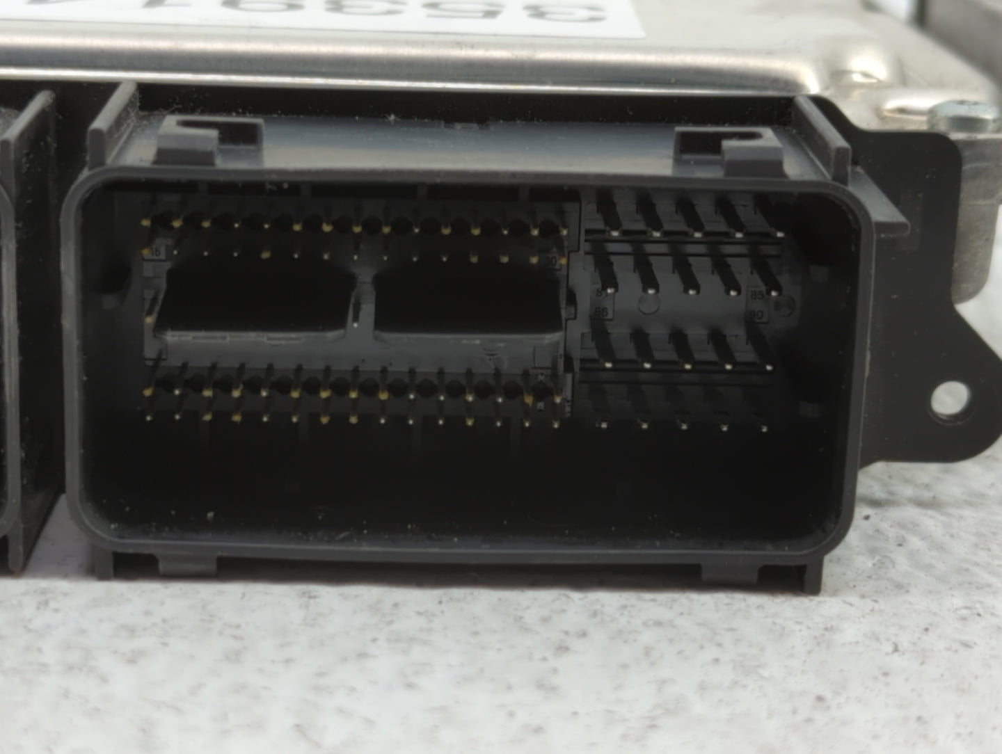 2016 Ford Fusion PCM Engine Control Computer ECU ECM PCU OEM P/N:GS7A-12A650-KC GS7A-12A650-KD, GS7A-12A560-HB Fits OEM Used