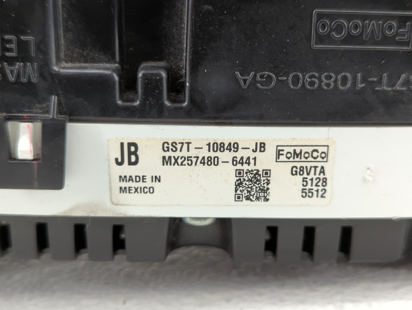 2016 Ford Fusion Instrument Cluster Speedometer Gauges P/N:GS7T-10849-JA GS7T-10849-JC, GS7T-10849-JB Fits OEM Used Auto Par