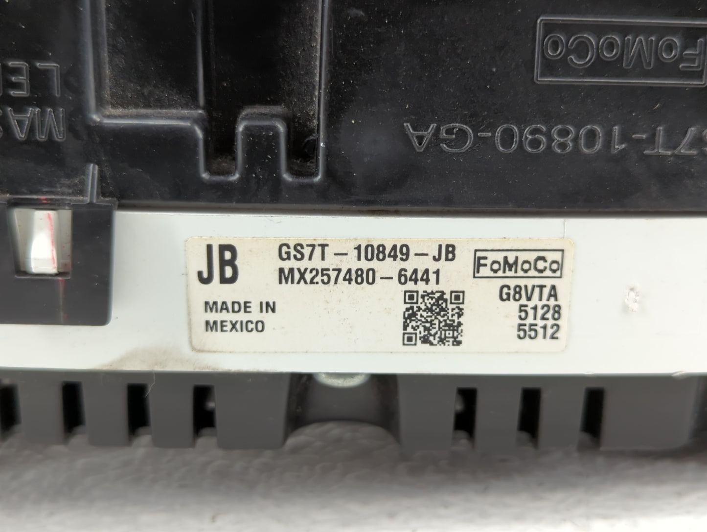 2016 Ford Fusion Instrument Cluster Speedometer Gauges P/N:GS7T-10849-JA GS7T-10849-JC, GS7T-10849-JB Fits OEM Used Auto Par