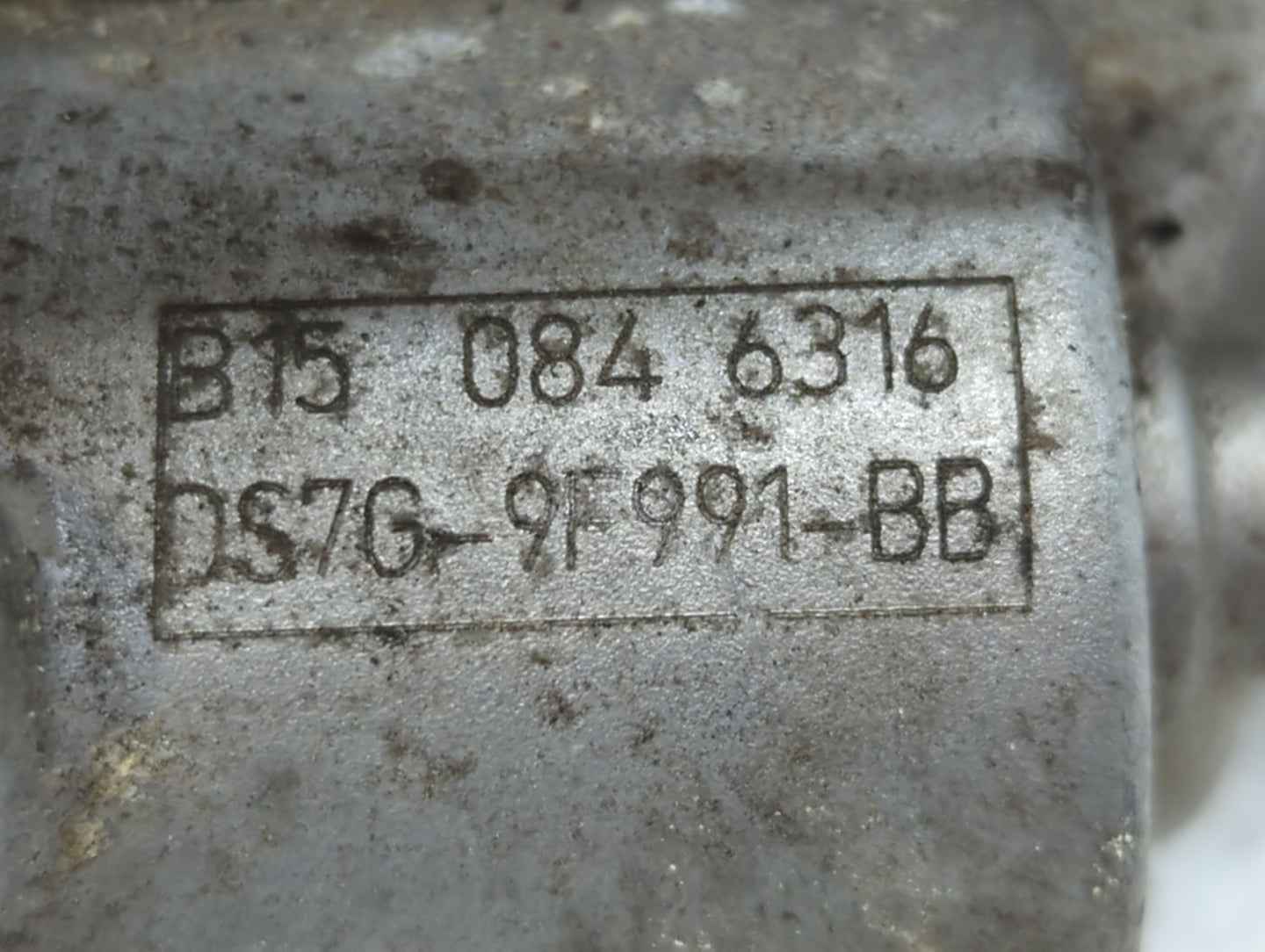 2014-2019 Ford Fusion Throttle Body P/N:50989011 DS7G-9F991-BB, DS7G-9E991-BB Fits Fits 2014 2015 2016 2017 2018 2019 OEM Us