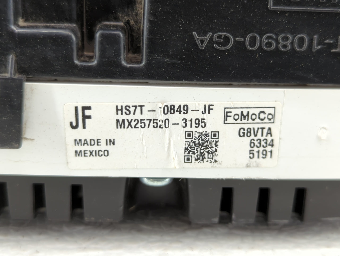 2016 Ford Fusion Instrument Cluster Speedometer Gauges P/N:HS7T-10849-JF GS7T-10849-JA, GS7T-10849-JC, GS7T-10849-JB Fits OE