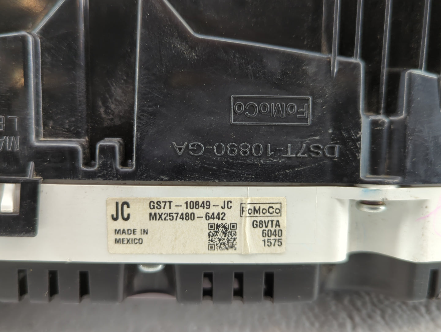 2016 Ford Fusion Instrument Cluster Speedometer Gauges P/N:HS7T-10849-JF GS7T-10849-JA, GS7T-10849-JC, GS7T-10849-JB Fits OE