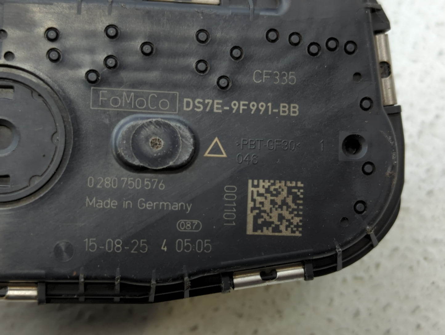 2014-2019 Ford Fusion Throttle Body P/N:DS7E-9F991-BB Fits Fits 2014 2015 2016 2017 2018 2019 OEM Used Auto Parts - Oemuseda