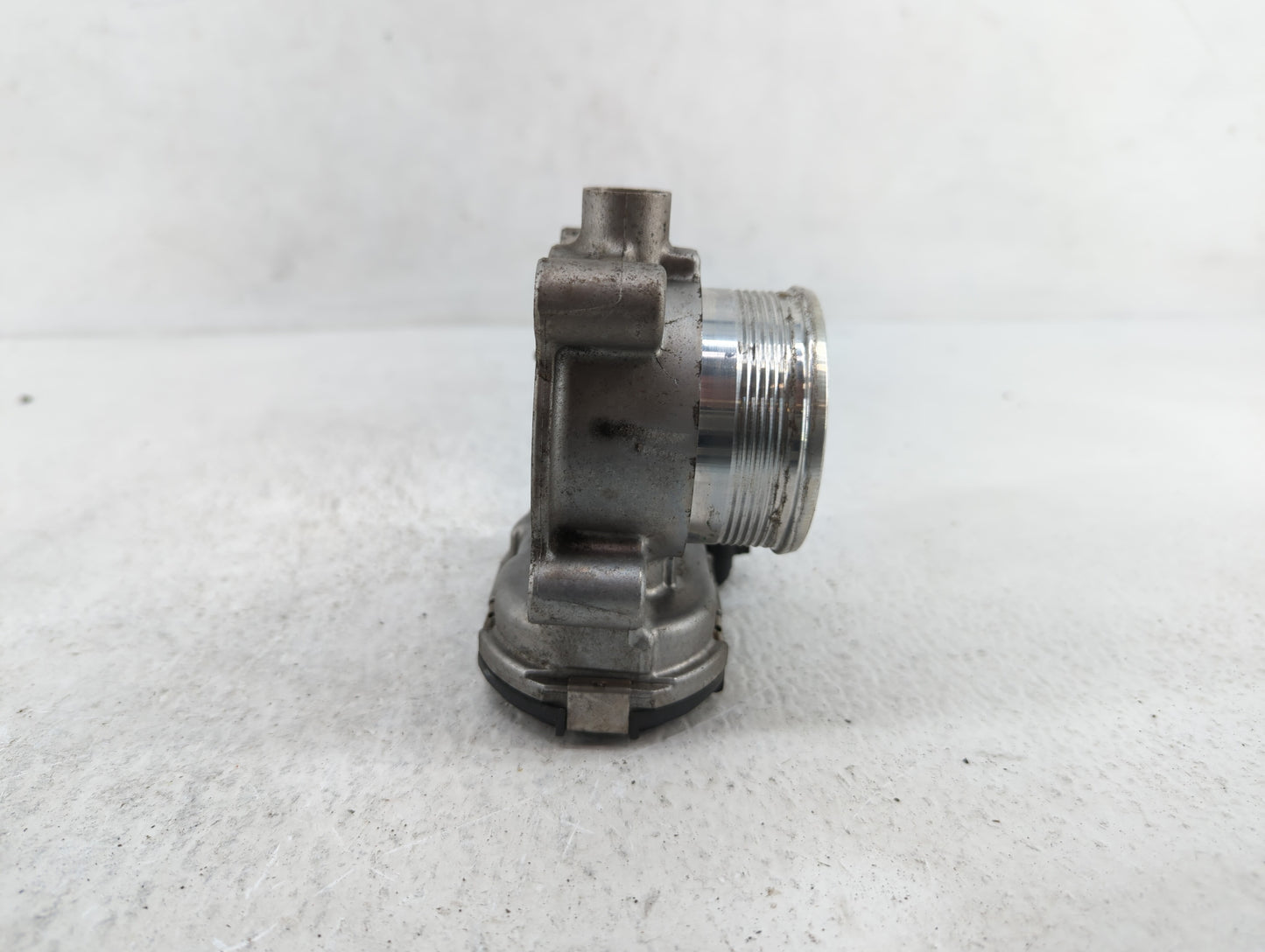 2014-2020 Ford Fusion Throttle Body P/N:DS7E-9F991-BB Fits Fits 2014 2015 2016 2017 2018 2019 2020 2021 2022 OEM Used Auto P