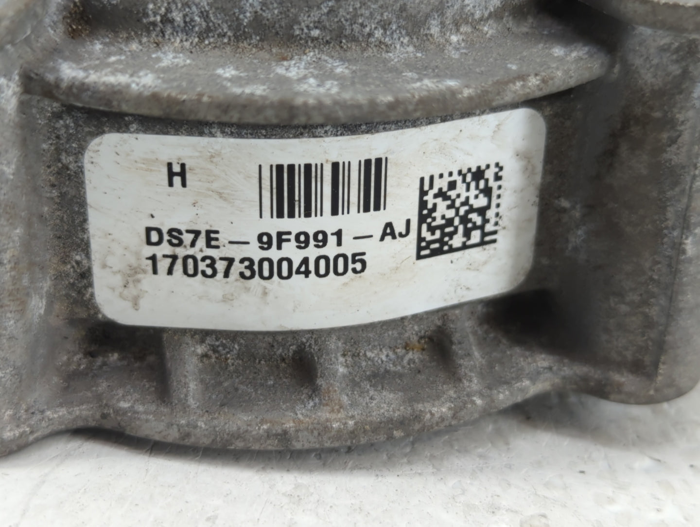 2013-2020 Ford Fusion Throttle Body P/N:DS7E-9F991-AH DS7E-9F991-AG Fits Fits 2013 2014 2015 2016 2017 2018 2019 2020 2021 2