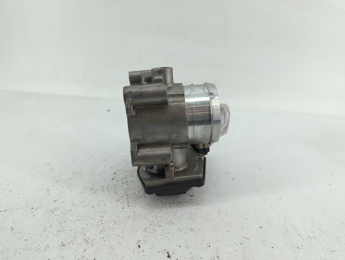 2014-2020 Ford Fusion Throttle Body P/N:DS7G-9F991-BB DS7G-9F991-CA Fits Fits 2014 2015 2016 2017 2018 2019 2020 OEM Used Au
